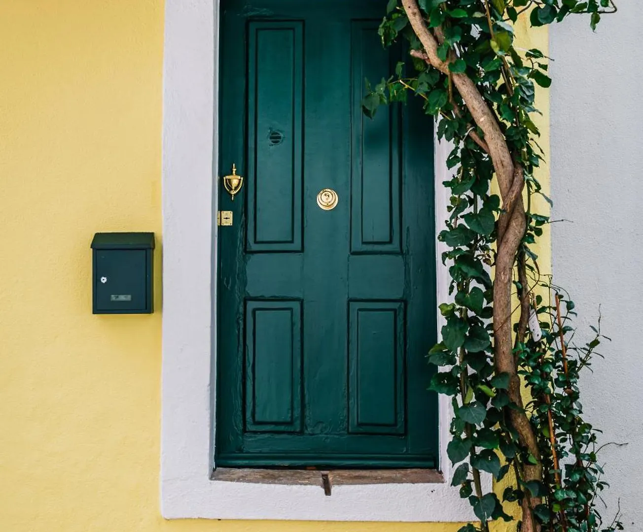Cozy Yellow House Bairro Alto Lisbon 0*,